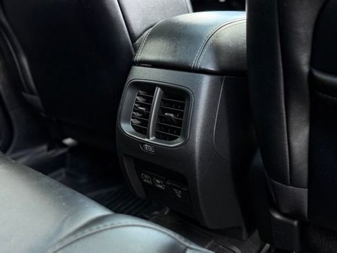 Used 2022 Jeep Cherokee Latitude Lux w/ Sun & Sound Group AWD/4WD image 18