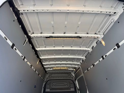 New 2026 Mercedes-Benz Sprinter 2500 image 12