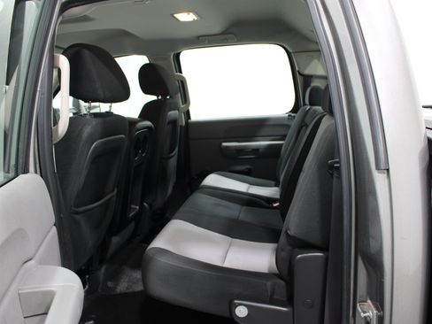 Used 2009 GMC Sierra 2500 W/T AWD/4WD image 15