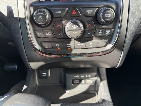 Used 2020 Dodge Durango R/T image 21