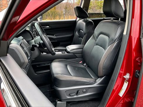 Used 2022 Nissan Pathfinder SL w/ Lighting Package (N92) image 7