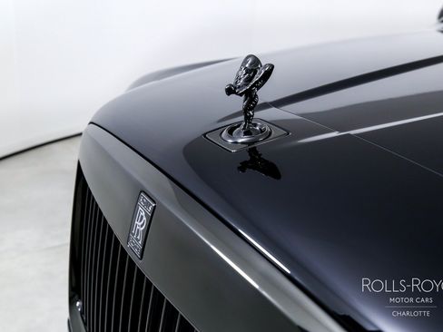 Certified 2024 Rolls-Royce Cullinan Black Badge w/ Dark Exterior Package AWD/4WD image 47