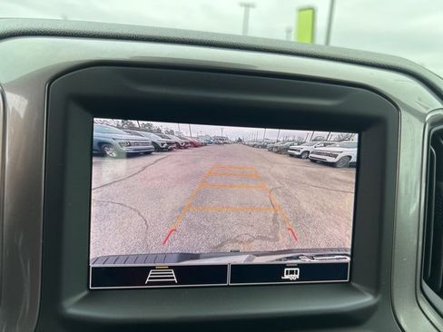 Used 2025 Chevrolet Silverado 2500 Custom w/ Custom Value Package image 21