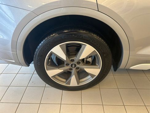 Used 2022 Audi Q5 2.0T Premium Plus image 23