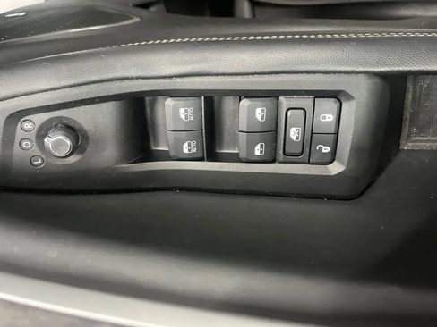 Used 2023 Jeep Grand Cherokee 4WD 4xe image 21