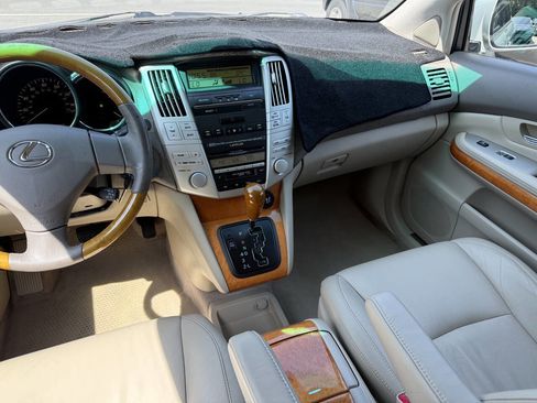 Used 2005 Lexus RX 330 FWD image 19