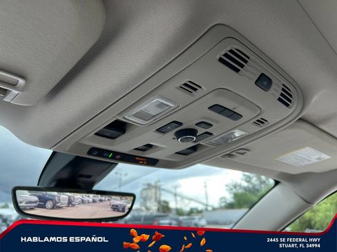 Used 2021 GMC Yukon XL Denali w/ Denali Premium Package RWD image 34