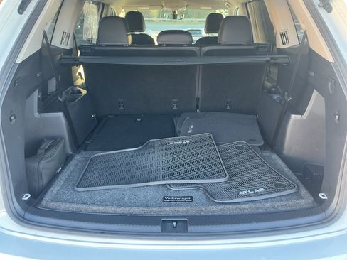 Certified 2023 Volkswagen Atlas SE image 17