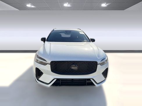 New 2026 Volvo XC60 T8 Ultra w/ Protection Package Premier AWD/4WD image 6