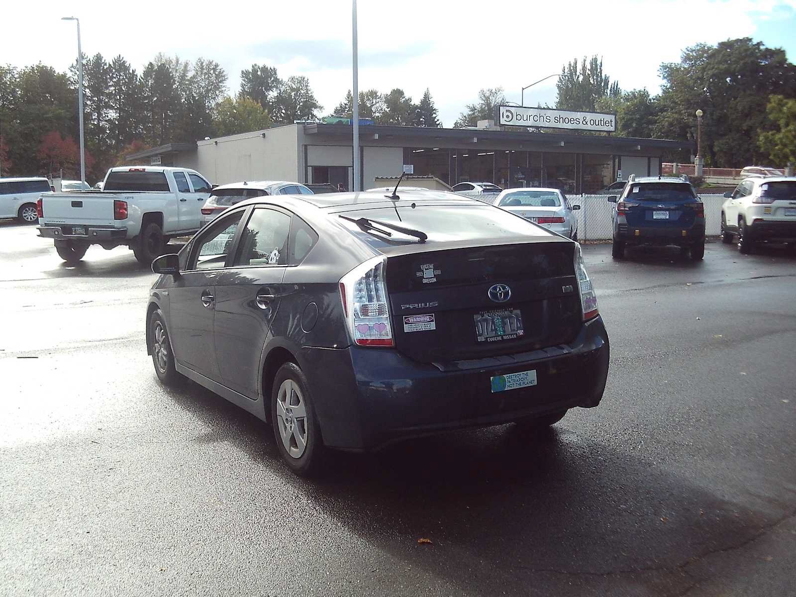 Used 2011 Toyota Prius Two FWD image 3