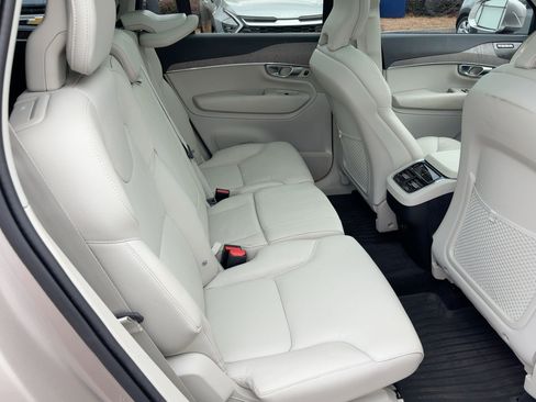 Used 2024 Volvo XC90 B6 Plus w/ Protection Package Premier image 29