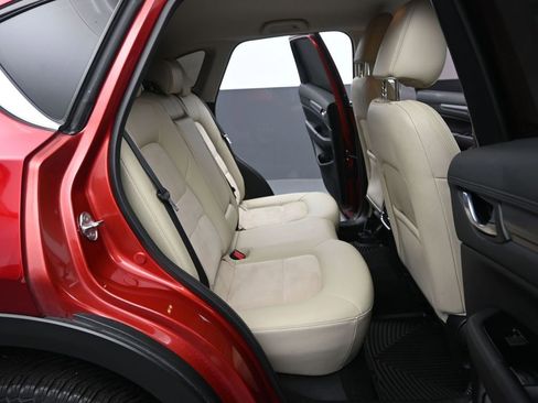 Used 2017 MAZDA CX-5 Touring image 15