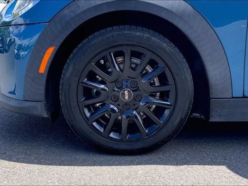 Used 2022 MINI Cooper 4-Door Hardtop FWD image 9