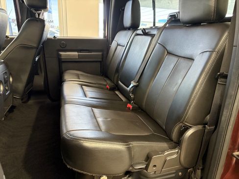 Used 2015 Ford F250 Lariat w/ Lariat Interior Package image 21