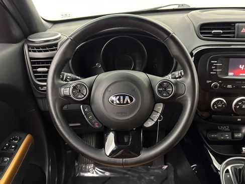 Used 2016 Kia Soul ! w/ Umber Package 1 FWD image 24