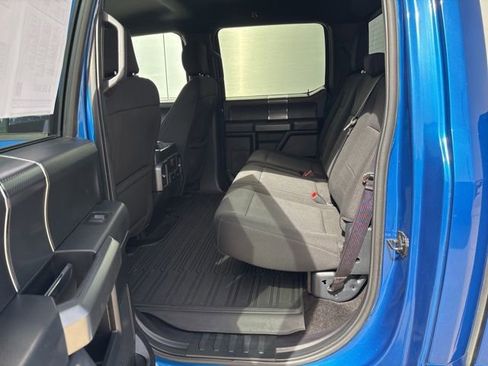 Used 2018 Ford F150 XLT w/ Equipment Group 302A Luxury AWD/4WD image 9