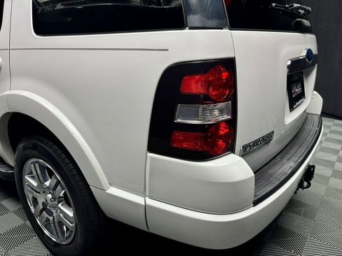 Used 2010 Ford Explorer Limited AWD/4WD image 12