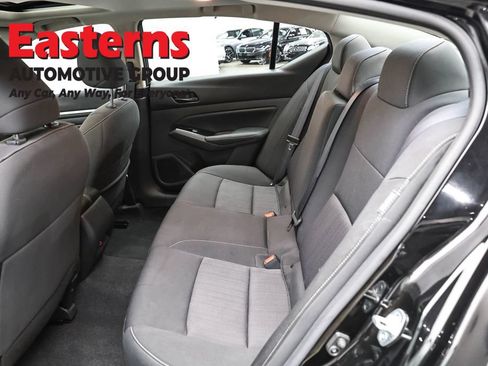 Used 2023 Nissan Altima 2.5 SV w/ SV Premium Package AWD/4WD image 21