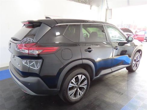 Used 2023 Nissan Rogue SV AWD/4WD image 14