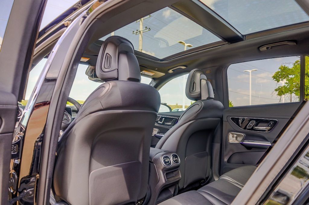 Certified 2026 Mercedes-Benz GLC 300 image 26