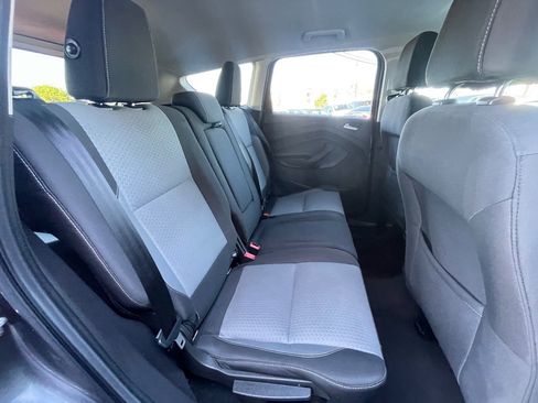 Used 2017 Ford Escape SE FWD image 14