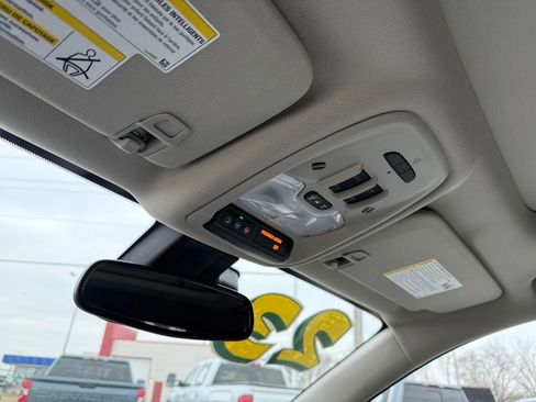 Used 2023 Buick Encore GX Essence w/ Experience Buick Package image 31