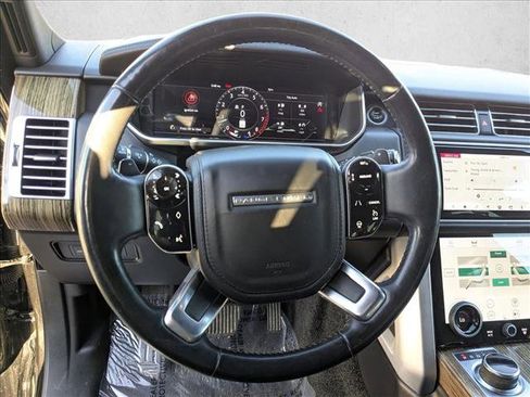 Used 2019 Land Rover Range Rover HSE image 12