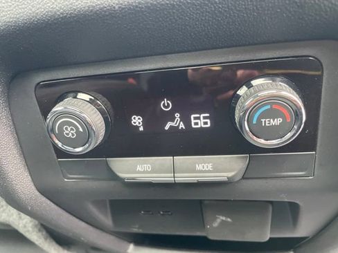 Used 2026 Chevrolet Traverse Z71 w/ Enhanced Driving Package AWD/4WD image 41