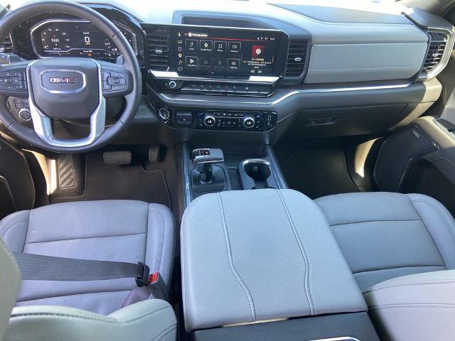 Used 2025 GMC Sierra 1500 SLT w/ SLT Premium Plus Package AWD/4WD image 17