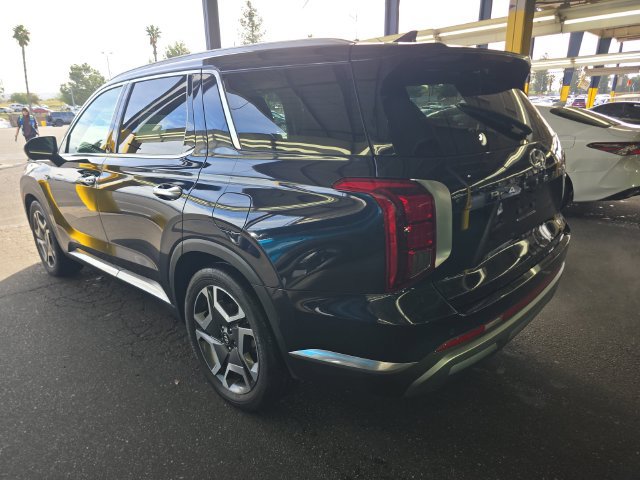 Used 2024 Hyundai Palisade Limited AWD/4WD image 4