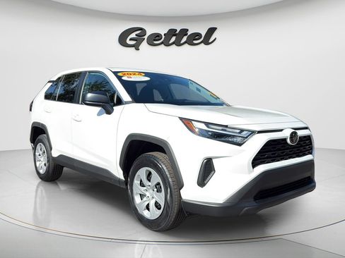 Used 2024 Toyota RAV4 LE FWD image 3