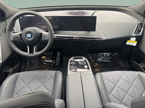 Used 2026 BMW iX xDrive60 w/ M Sport Package image 9