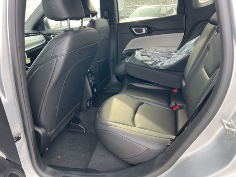 New 2026 Jeep Compass Limited image 16
