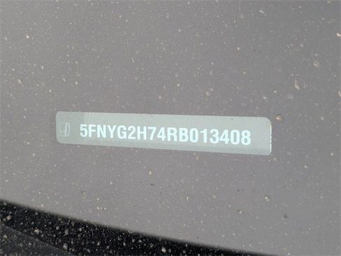 Used 2024 Honda Pilot Touring image 8