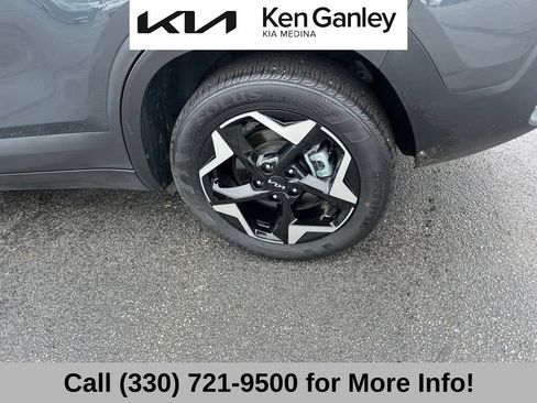 Used 2025 Kia Seltos S AWD/4WD image 24