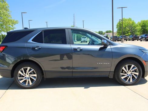 Used 2023 Chevrolet Equinox LT FWD image 4
