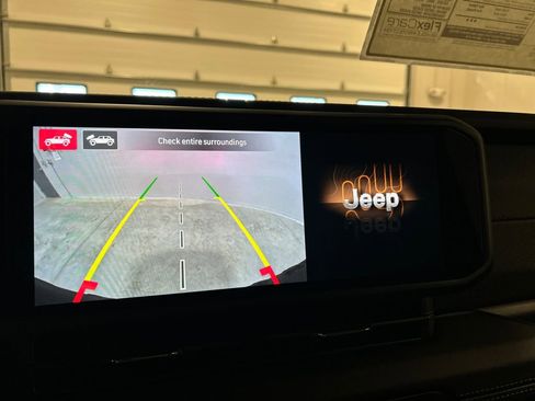 New 2026 Jeep Wrangler Unlimited Rubicon image 23