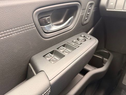 New 2026 Honda Pilot Touring image 12