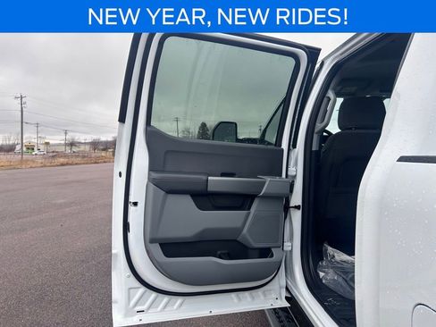 New 2026 Ford F450 XLT w/ 360-Degree Camera Package AWD/4WD image 20