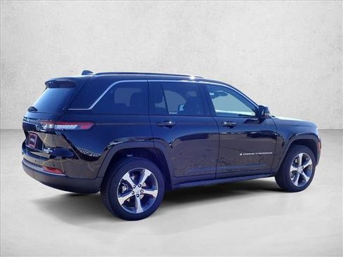 New 2026 Jeep Grand Cherokee Limited image 4