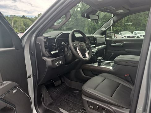 Used 2026 GMC Sierra 1500 SLT w/ SLT Premium Plus Package AWD/4WD image 11