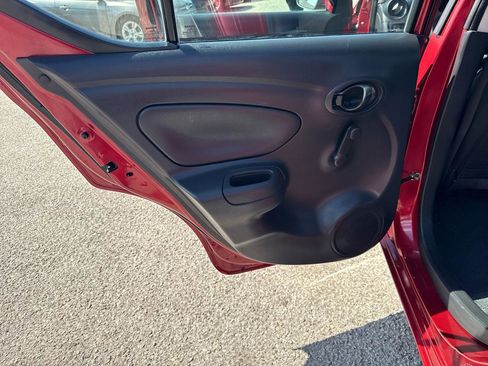 Used 2017 Nissan Versa S Plus image 13