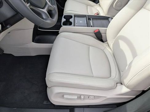 New 2026 Honda Odyssey EX-L image 4