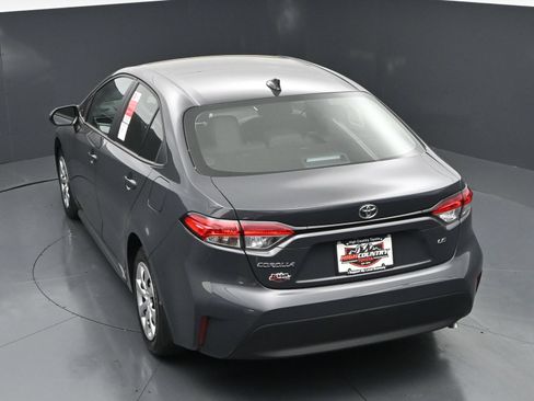 Used 2026 Toyota Corolla LE FWD image 30