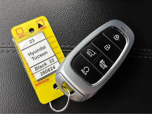 Used 2023 Hyundai Tucson SEL w/ Convenience Package AWD/4WD image 39