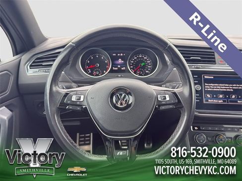 Used 2021 Volkswagen Tiguan SE R-Line image 10