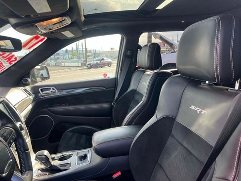 Used 2017 Jeep Grand Cherokee SRT AWD/4WD image 10