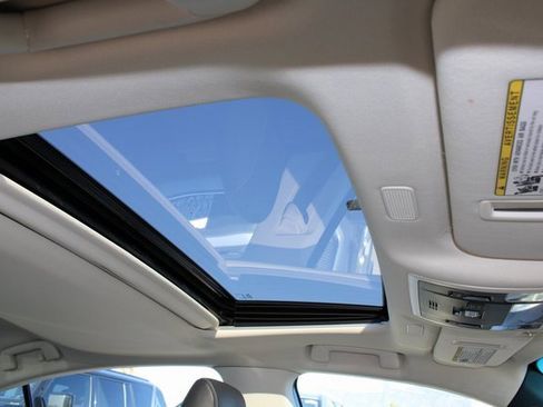 Certified 2023 Lexus ES 350 w/ Premium Package image 6