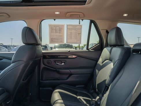 Used 2024 Honda Pilot Touring image 20