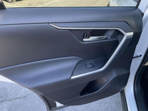 Used 2023 Toyota RAV4 XLE image 16